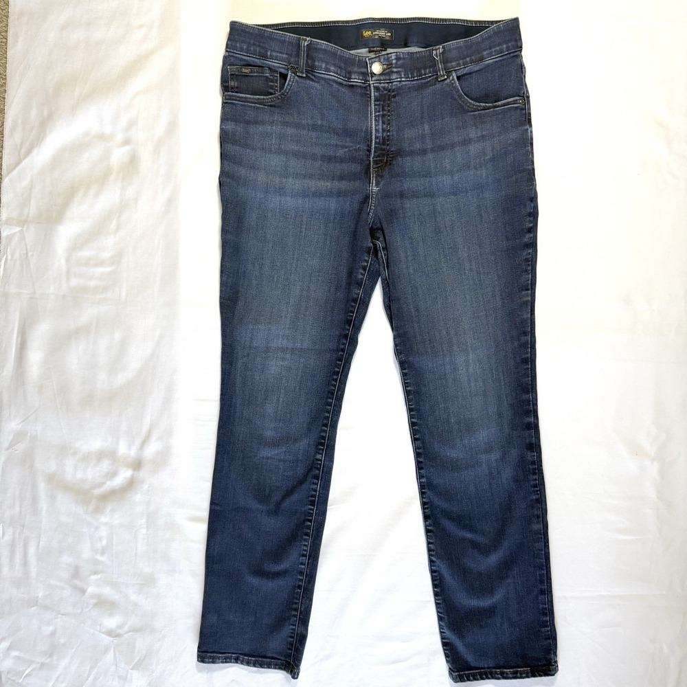 Lee Flex Motion Plus 18W Long Straight Leg Mid Rise Stretch Jeans Dark Wash
